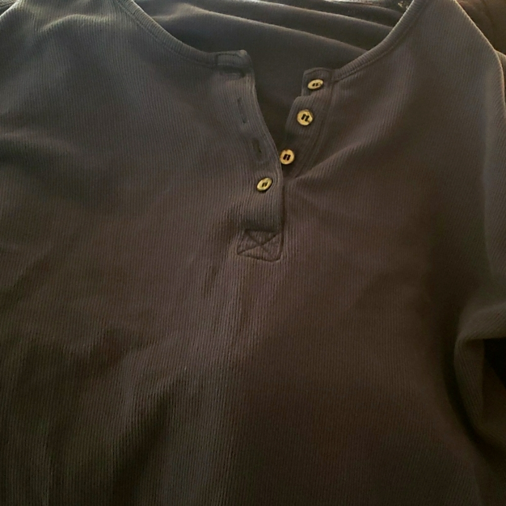 Levis thermal long sleeved shirt